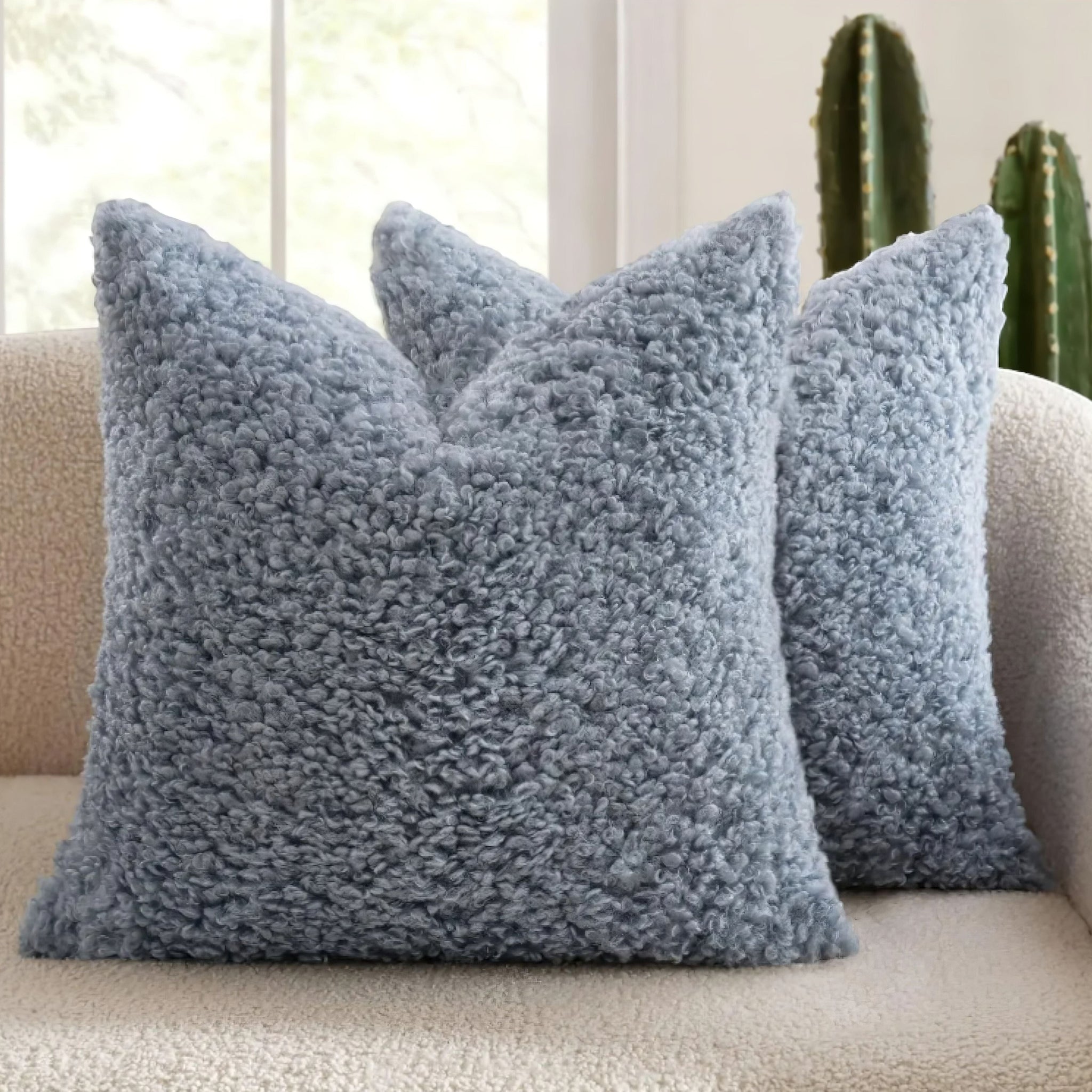 Alban Pillow Cover (JS) WB doesn't look good Blue 30 x 50cm 