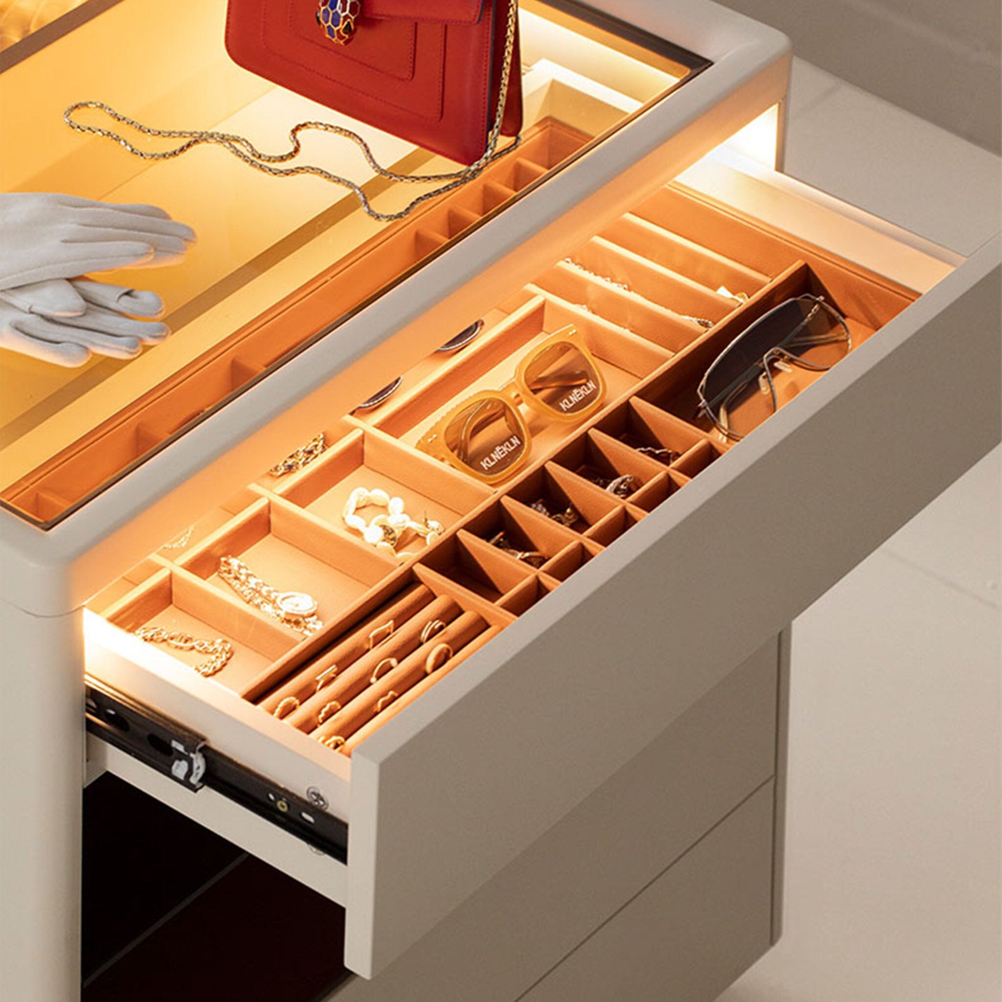 Antoine Cloakroom Cabinet Dresser 