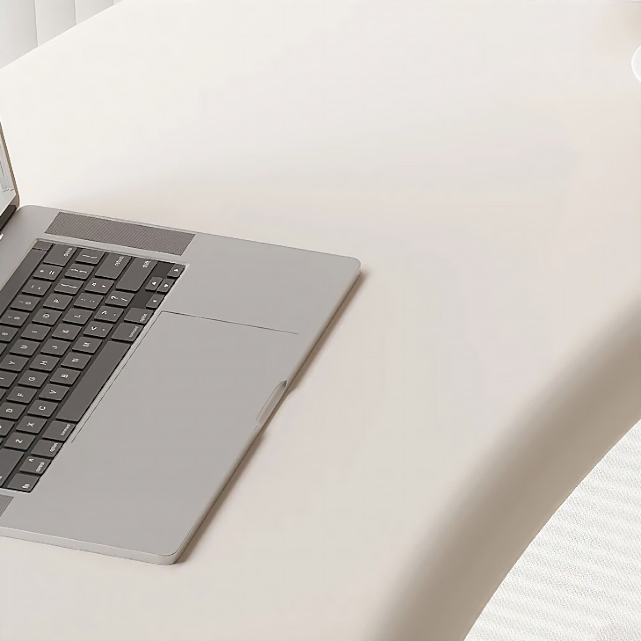 Béatrice Office Desk Tablet Computers 