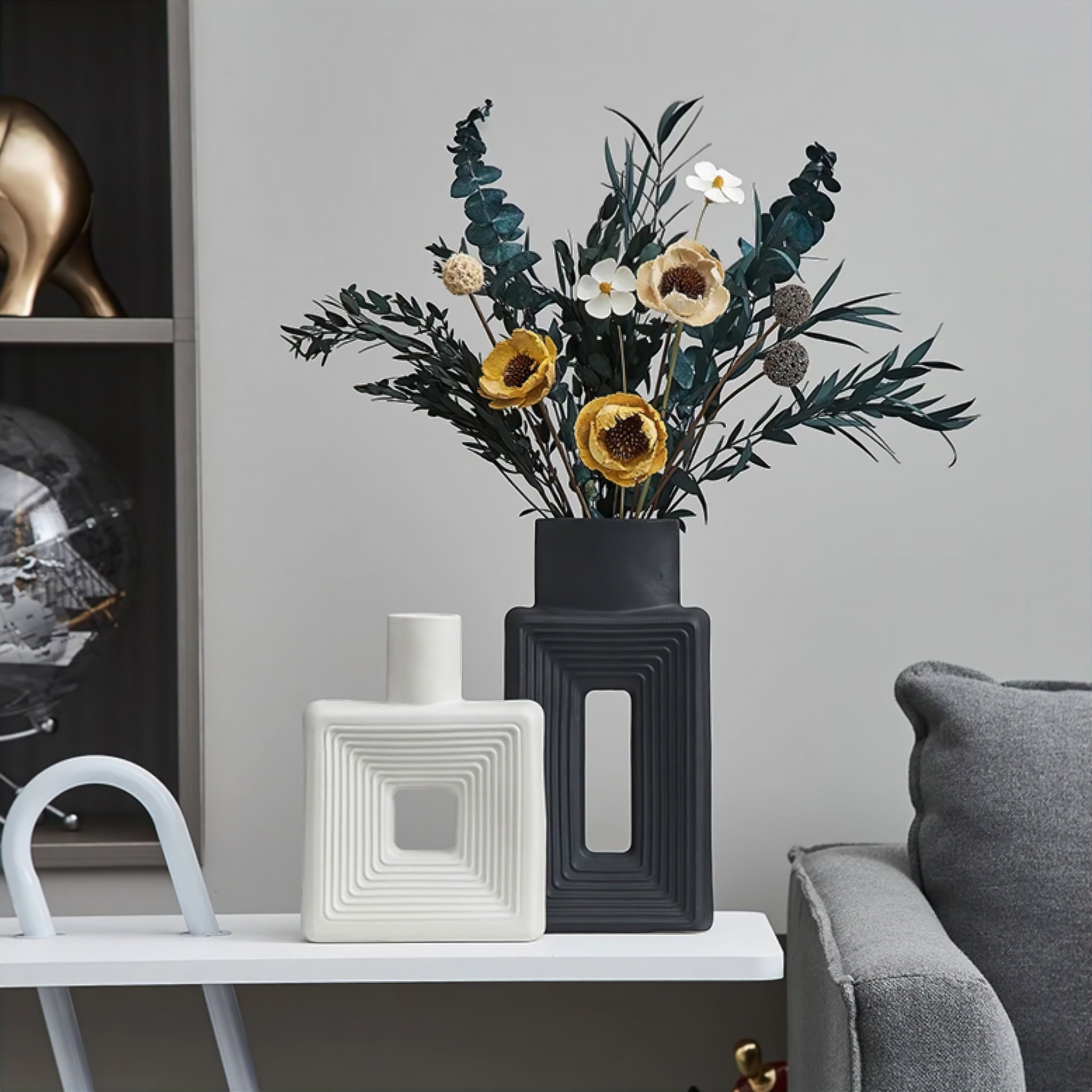 Chiara Vase Decor 