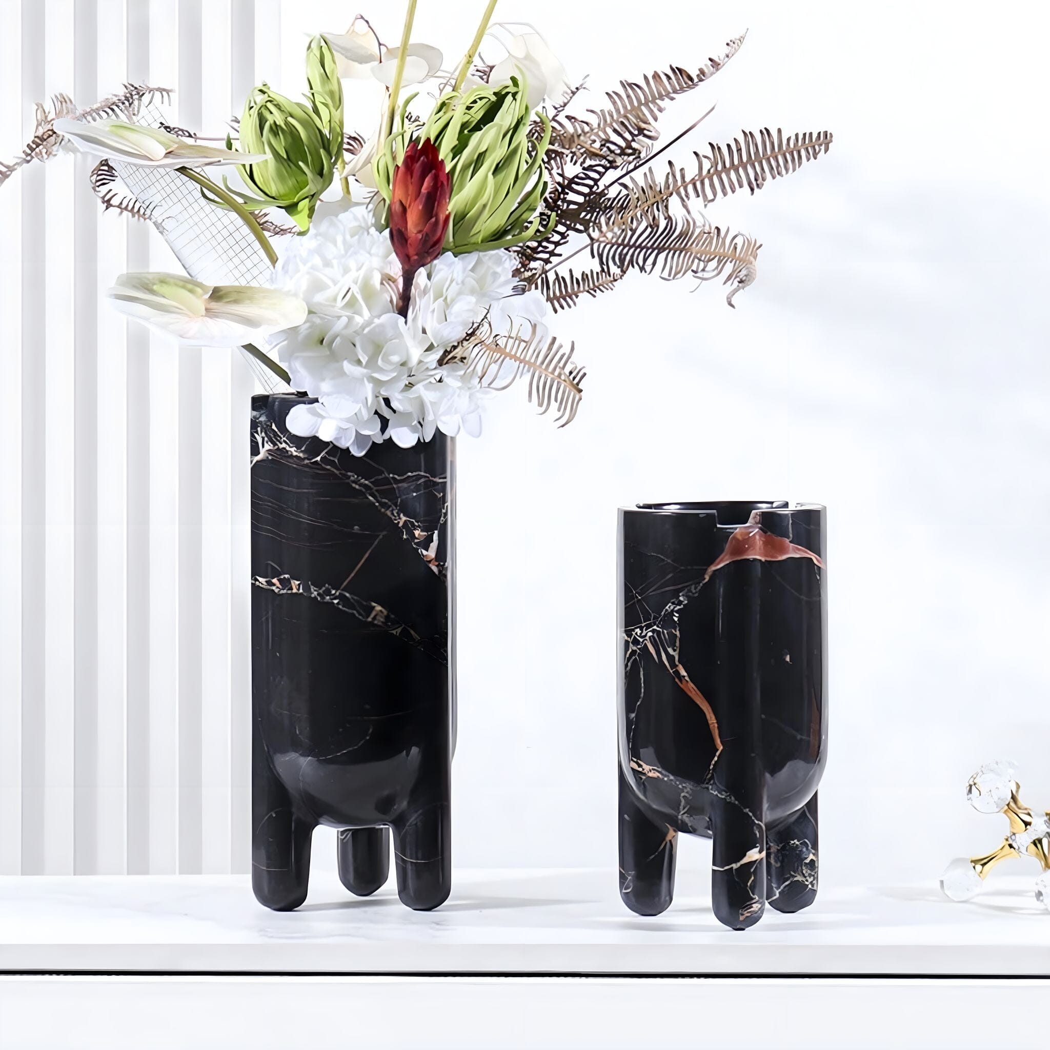 Deluxe Dynasty Vase Collection 