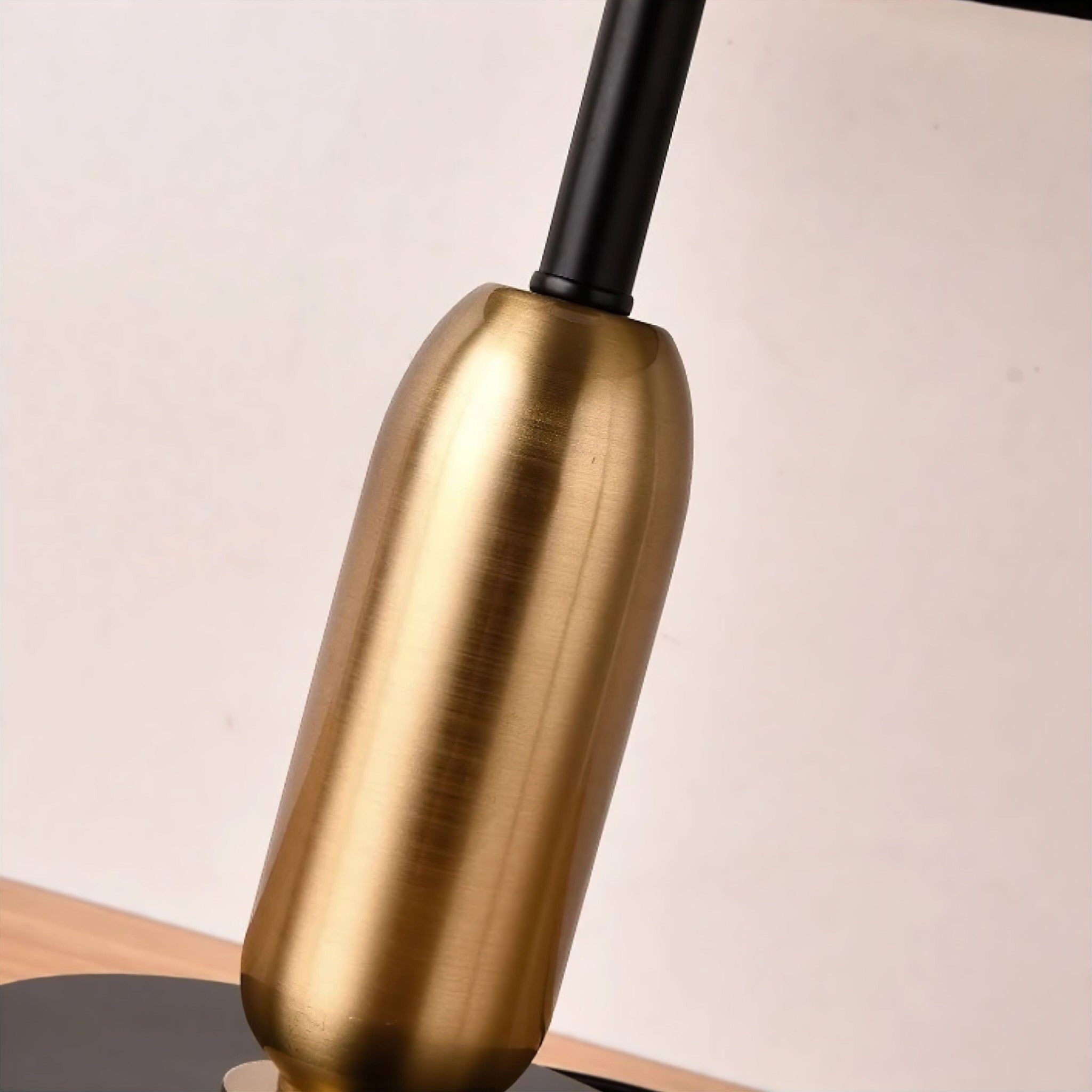 Dina Lamp 