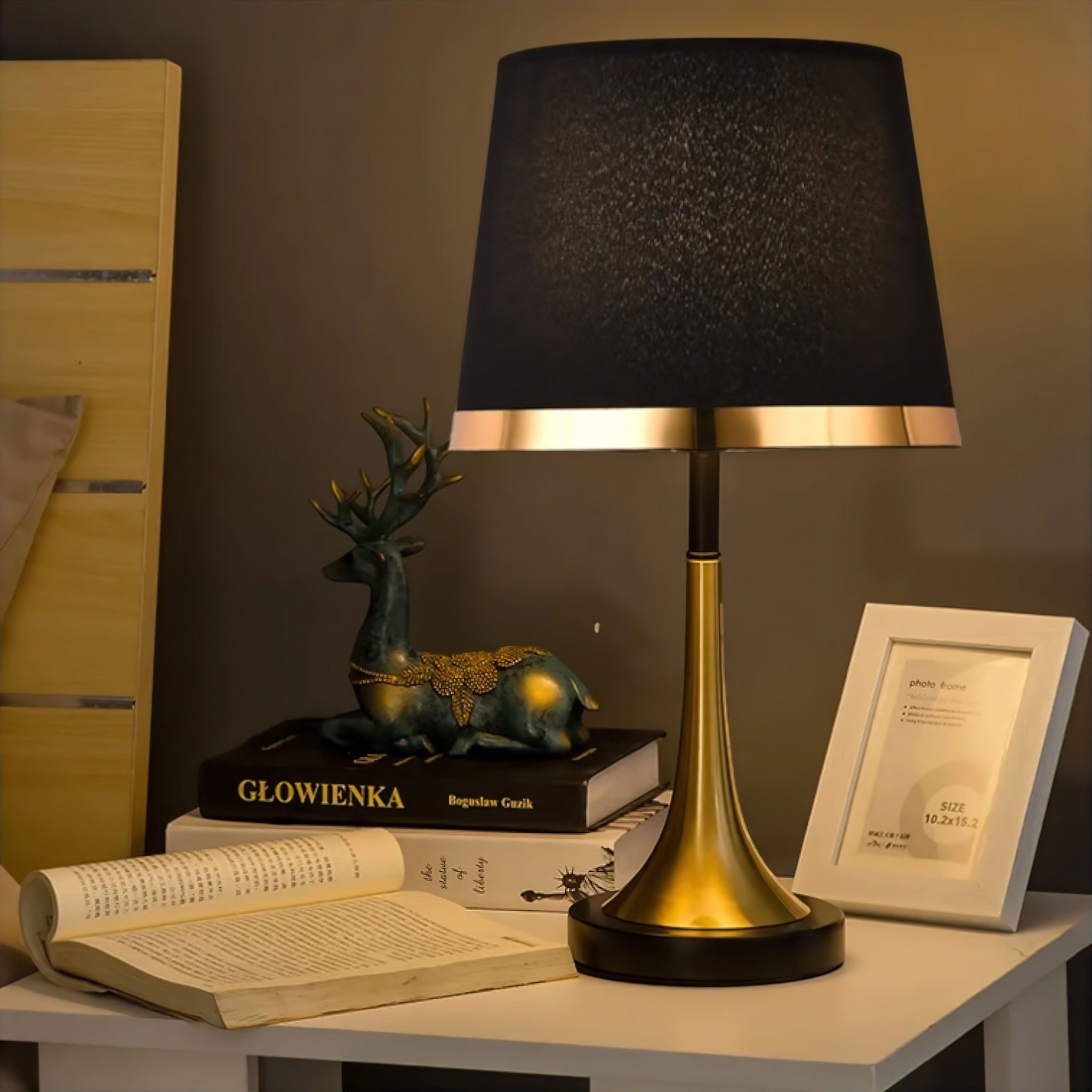 Dina Lamp 