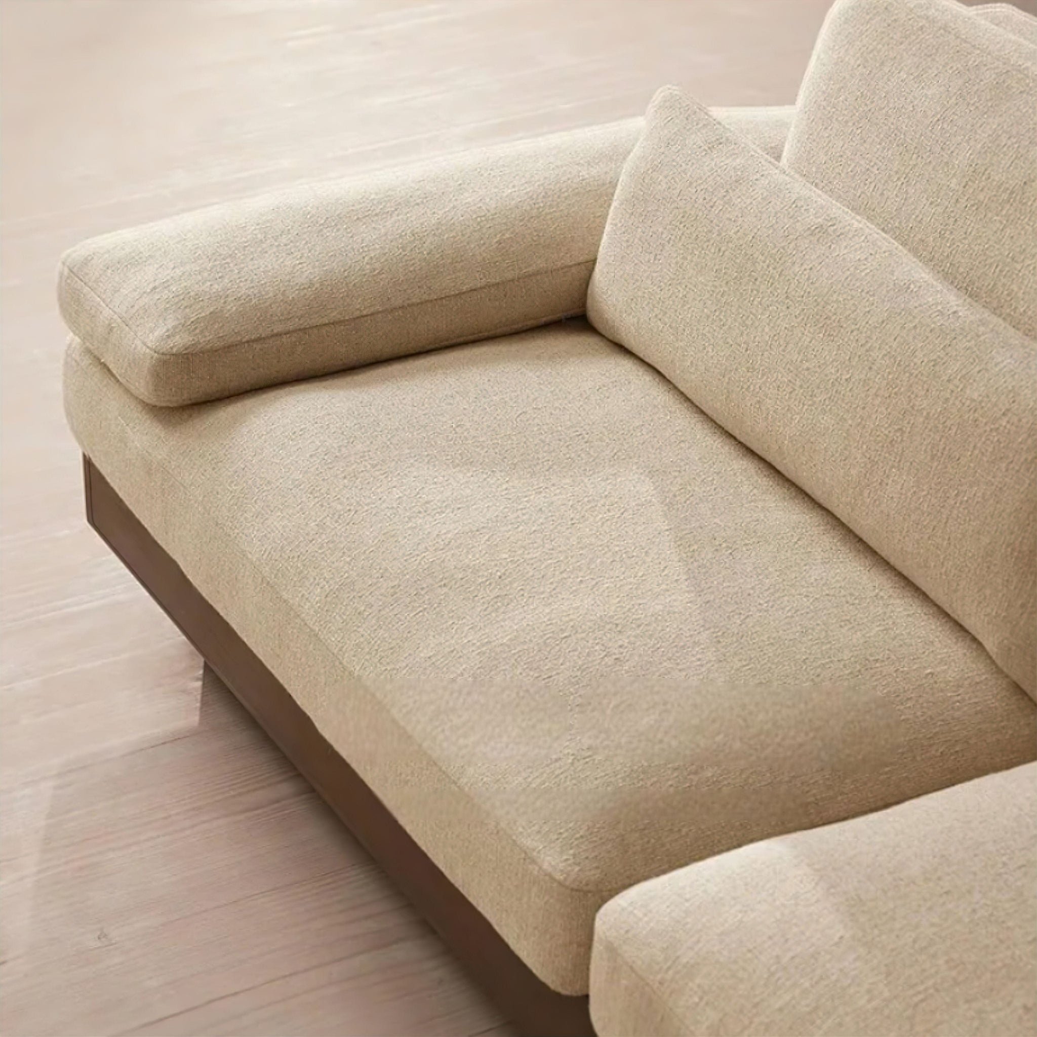 Dominique Sofa (JS) 