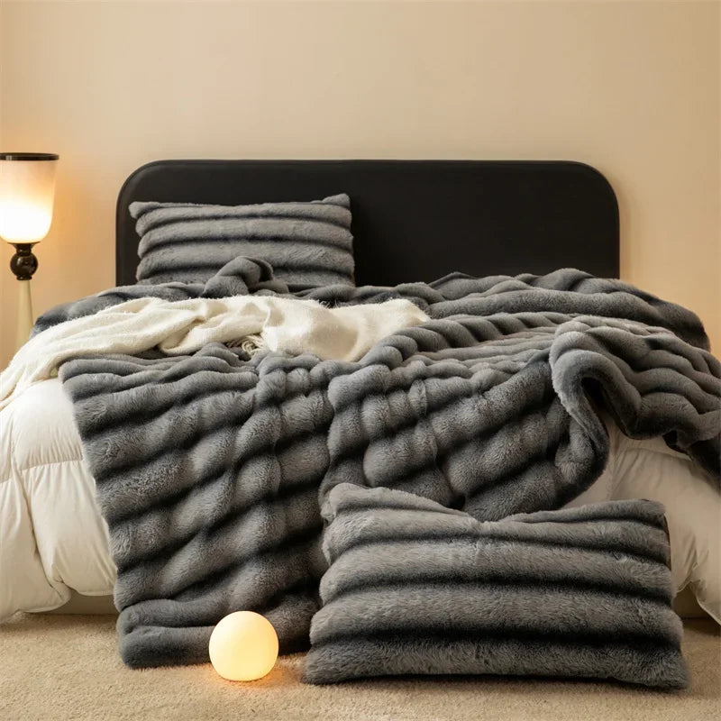 Double Layer Winter Blanket Ultra Soft Faux Fur Bedspread