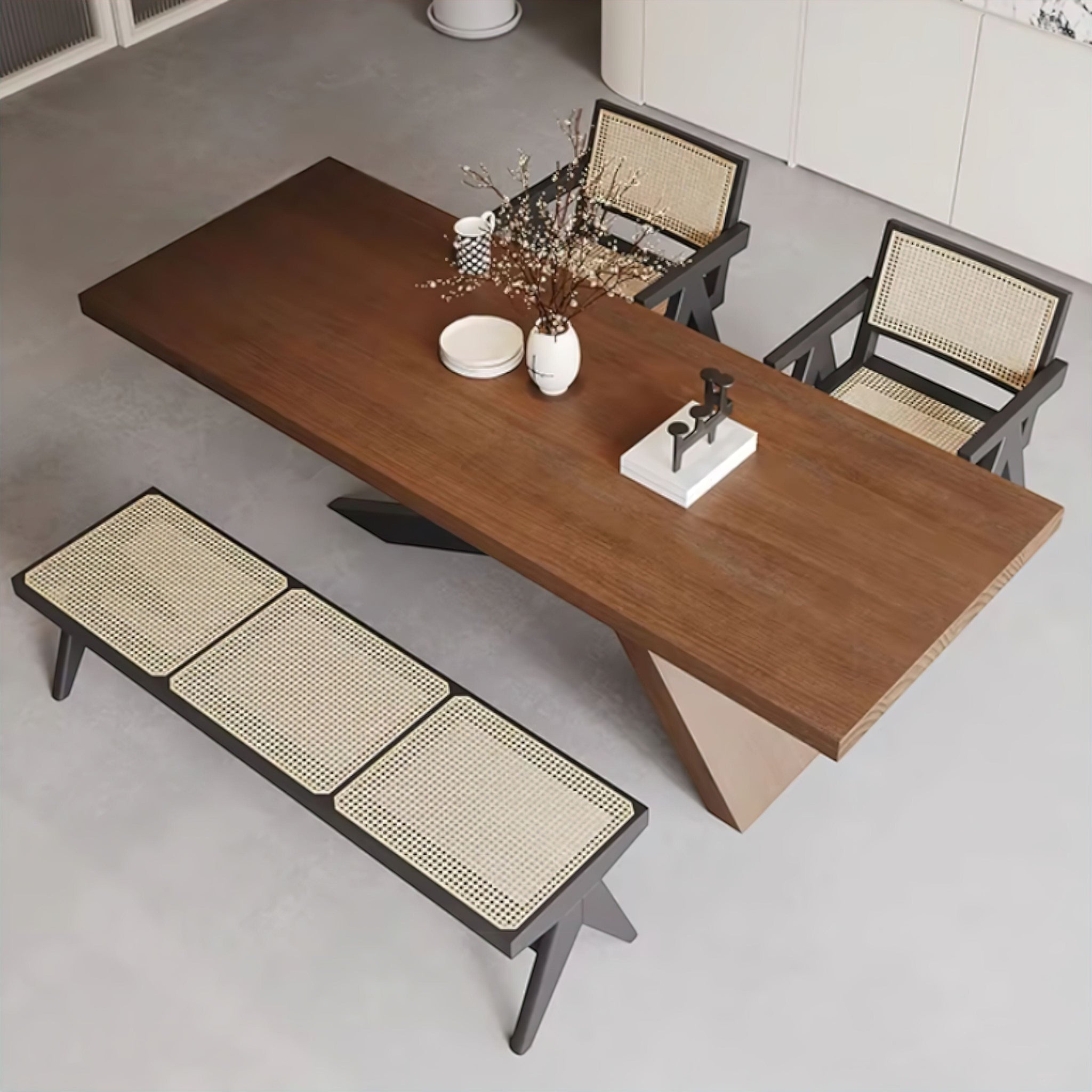 Eleonore Dining Table (not complete) 