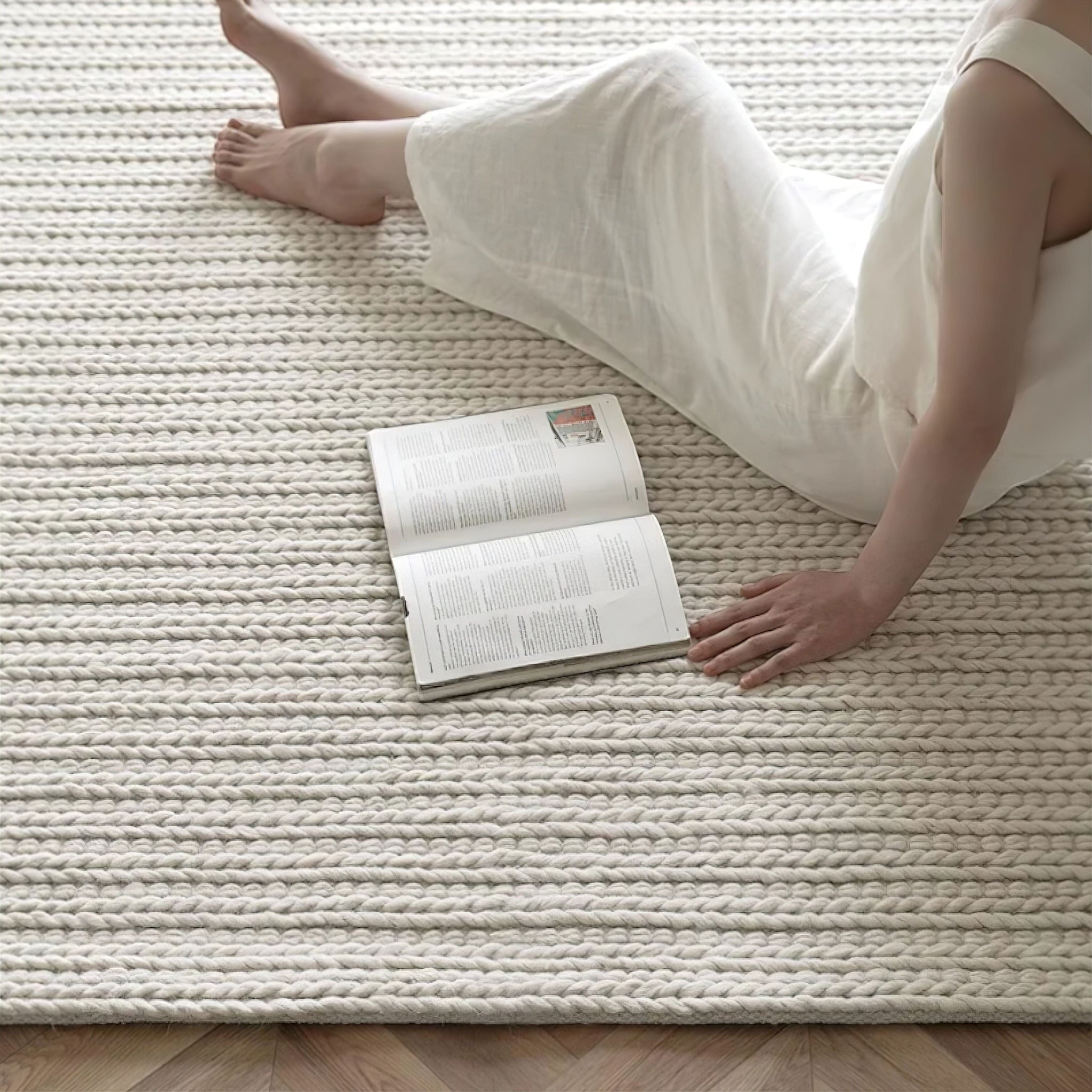Florent Wool Rug | Victoria Queen