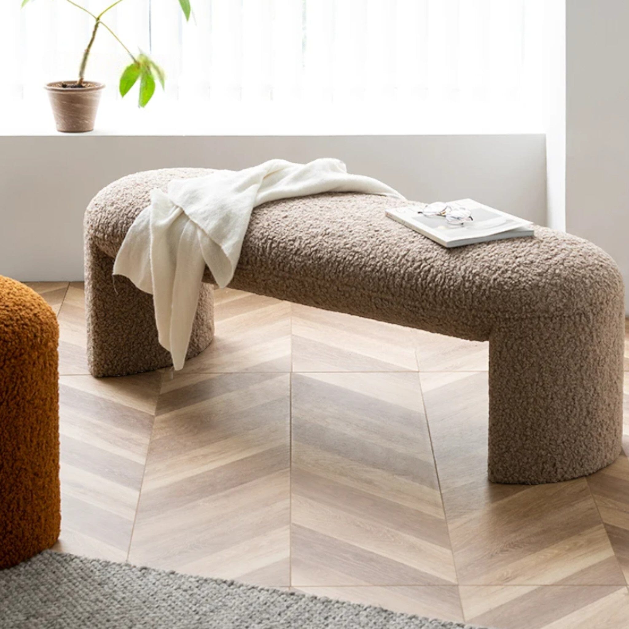 Gregorio Shoe Changing Stool 100cm 