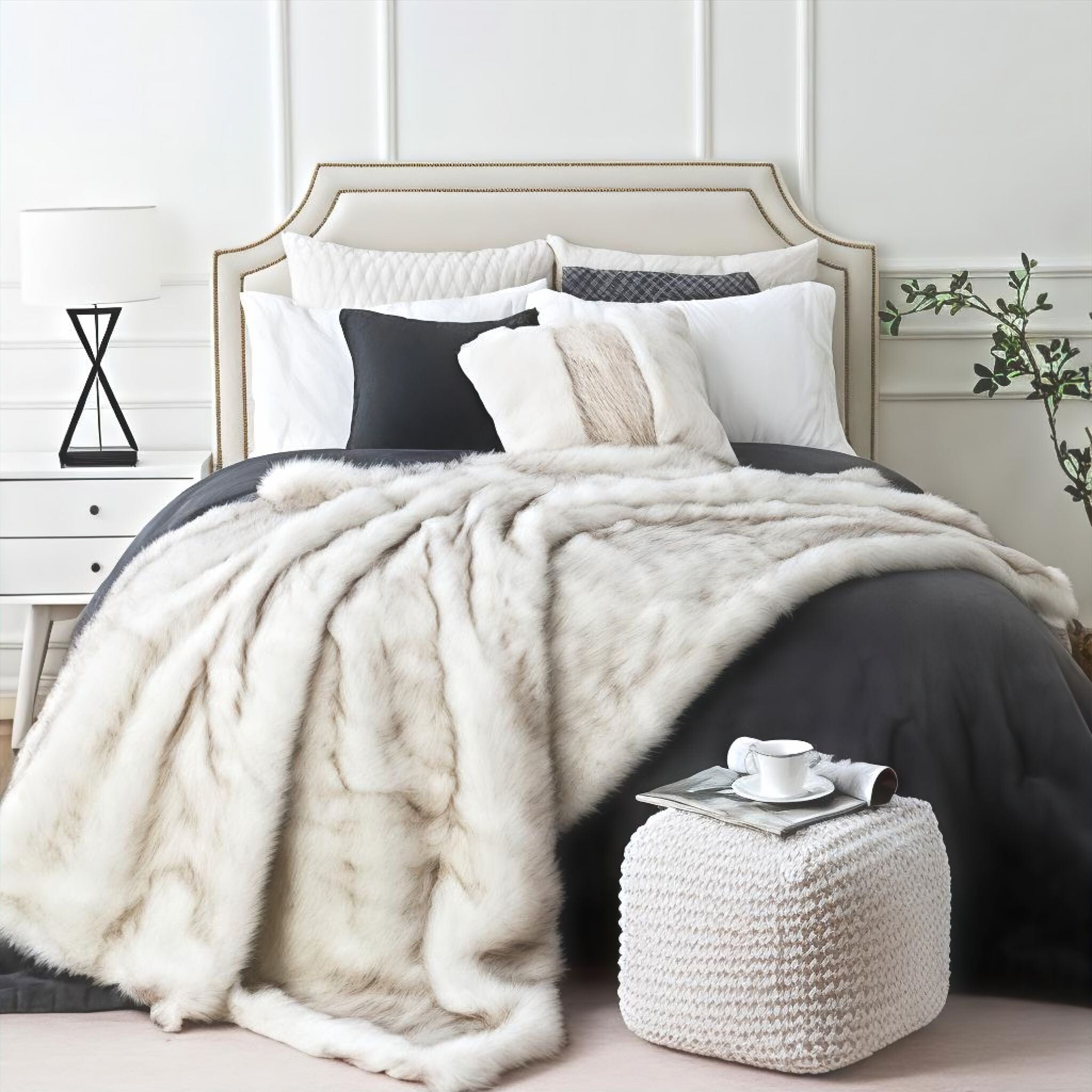 Hervé Luxury Blanket Fur Blanket White 127 x 152cm 