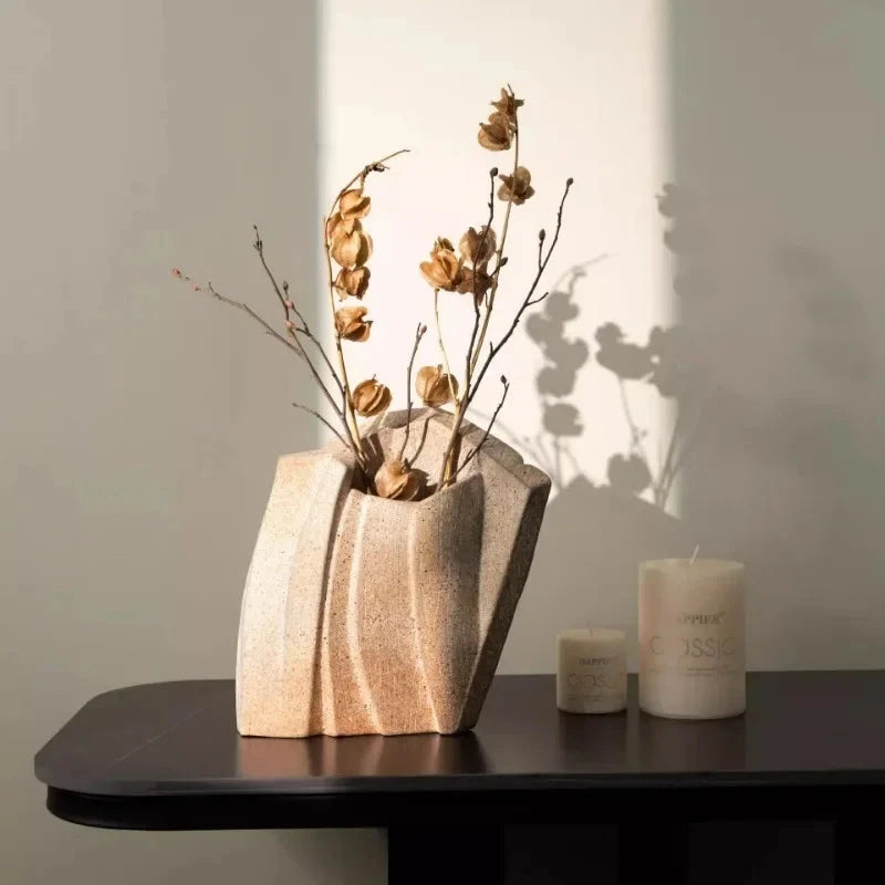 Isabela Travertine Vase (redo its not made from real travertine, its imitation resin) (GP) 