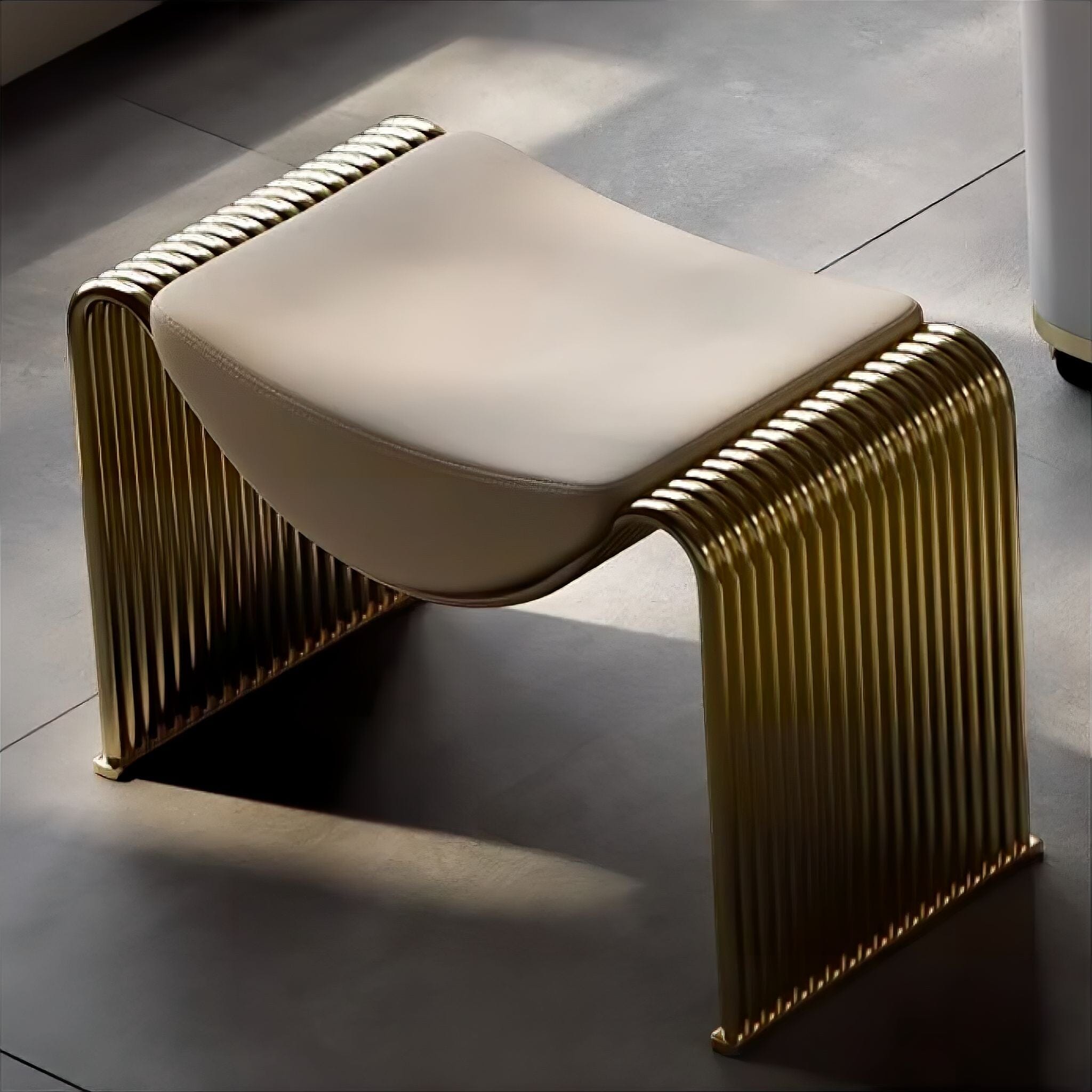 Jean Stool Bar Stool Titanium Gold 