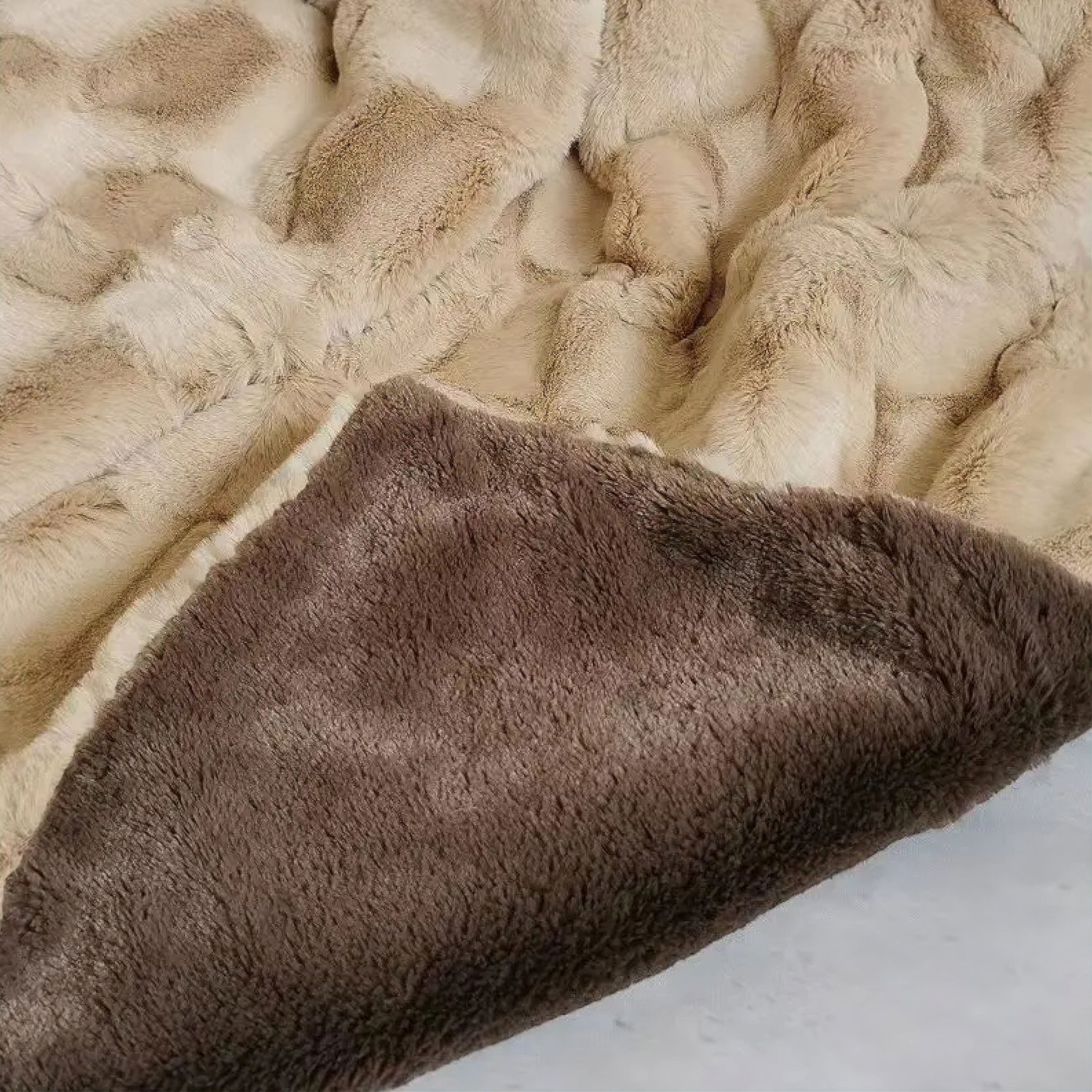 Lawrence Fur Blanket 