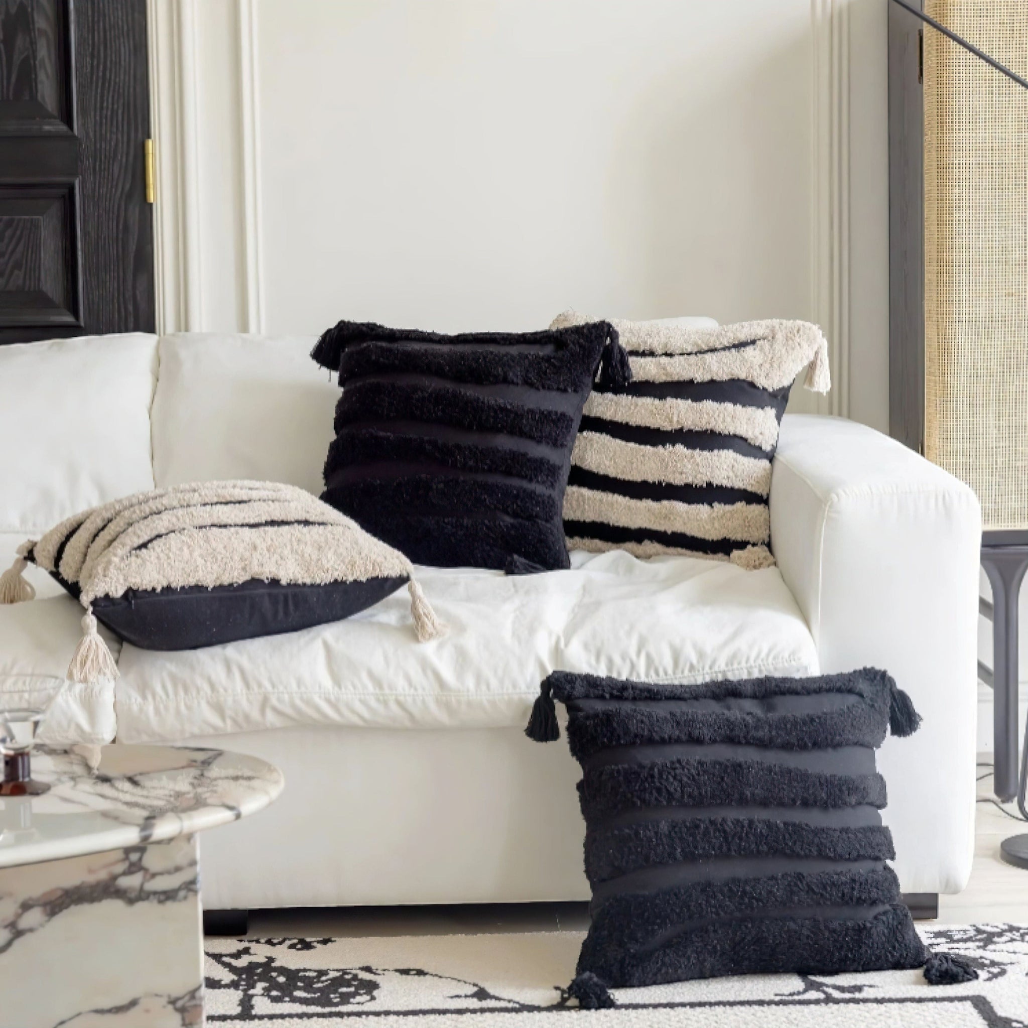 Liliane Pillow Cover (JS) 