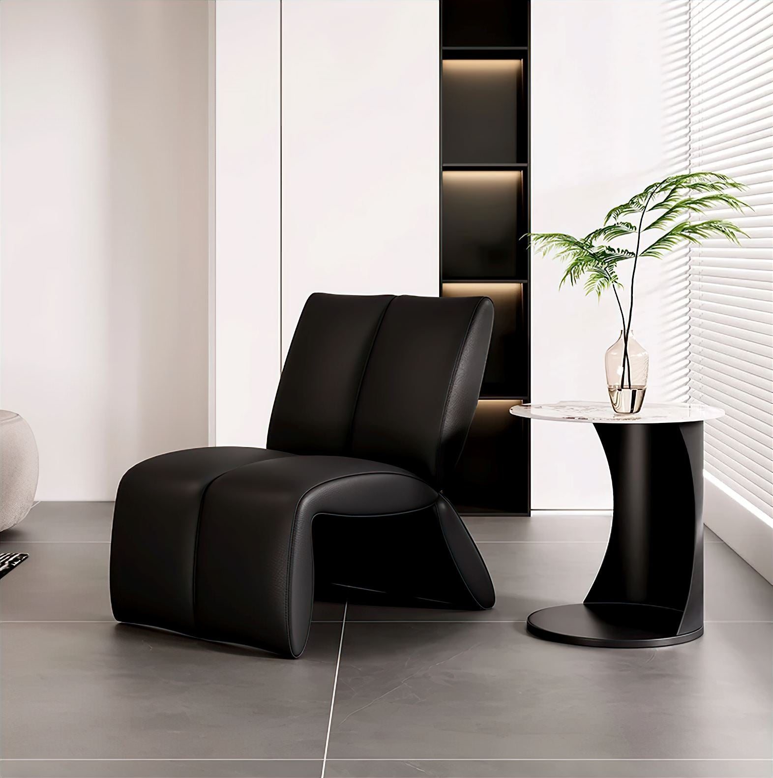 Louis-Paul Occasional Chair Chair Black 