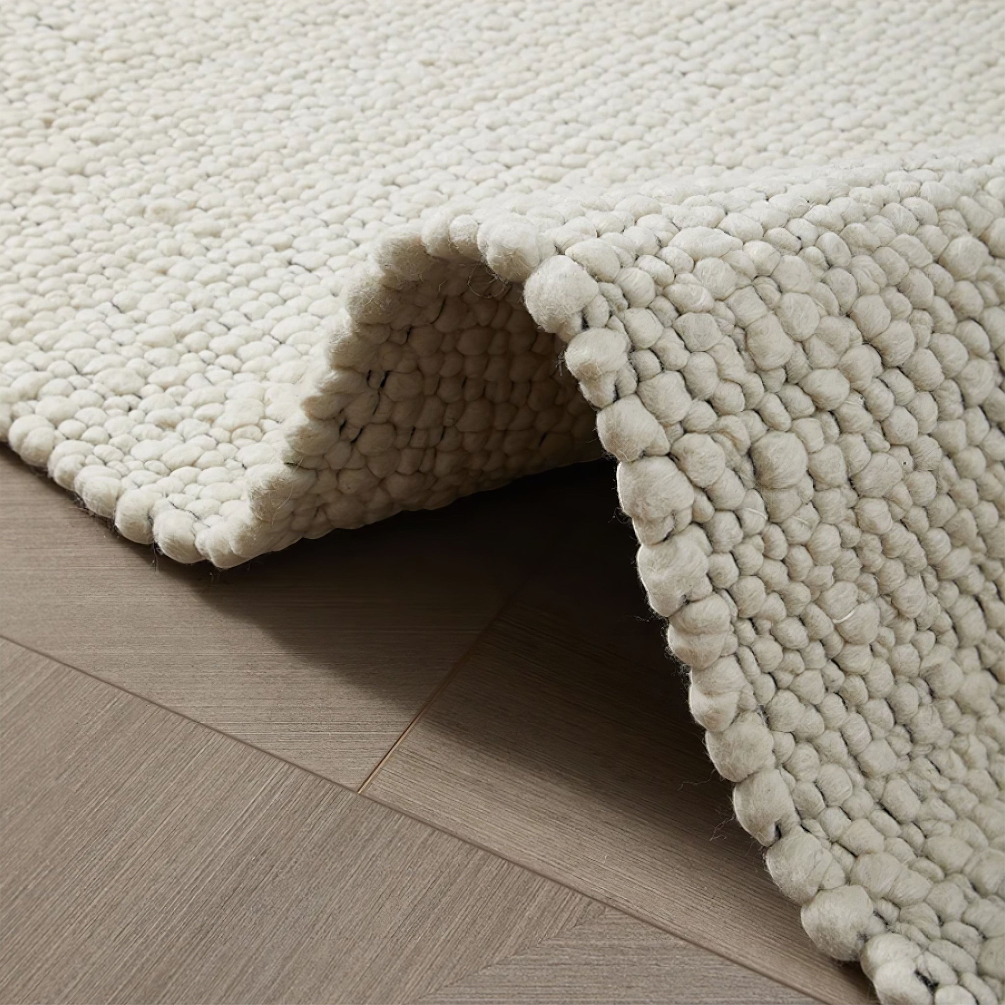 Louison Handwoven Wool Rug | Victoria Queen