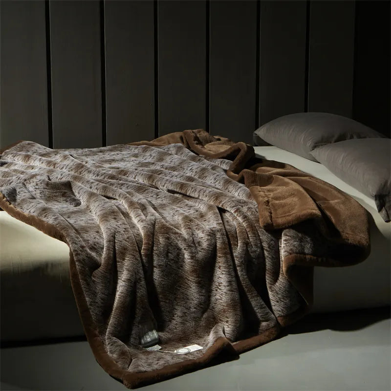 Lucia Fur Blanket Fur Blanket Chocolate 200 x 230cm 