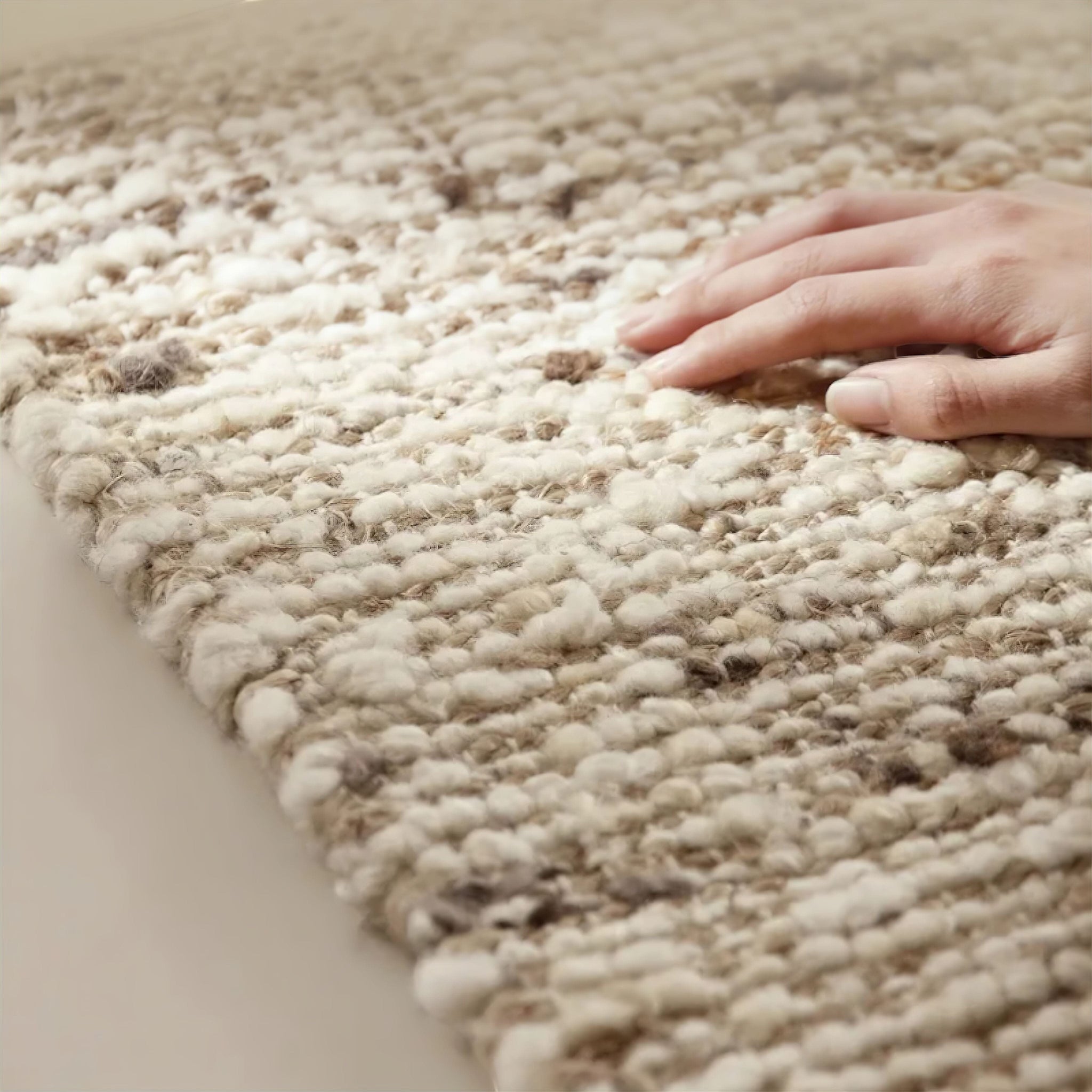 Margaux Wool Rug | Victoria Queen