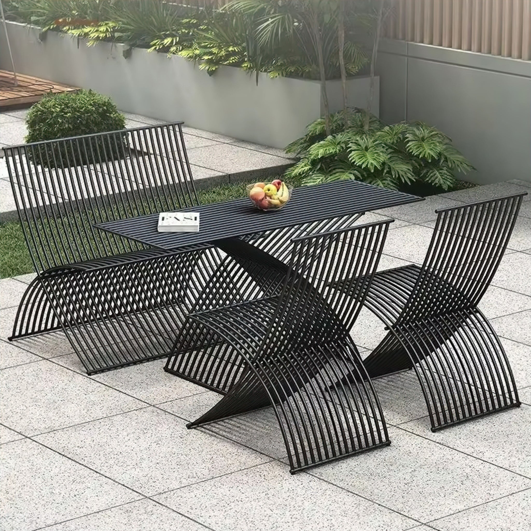 Victoria Outside Outdoor – Victoria Queen