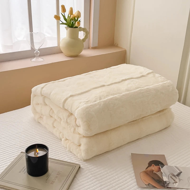 Mink Hair Blanket Thicken Warm Bedspread High Quality Rabbit Velvet Faux Fur Home Linen Grid Flannel Cover Wedding Gift Nap New 