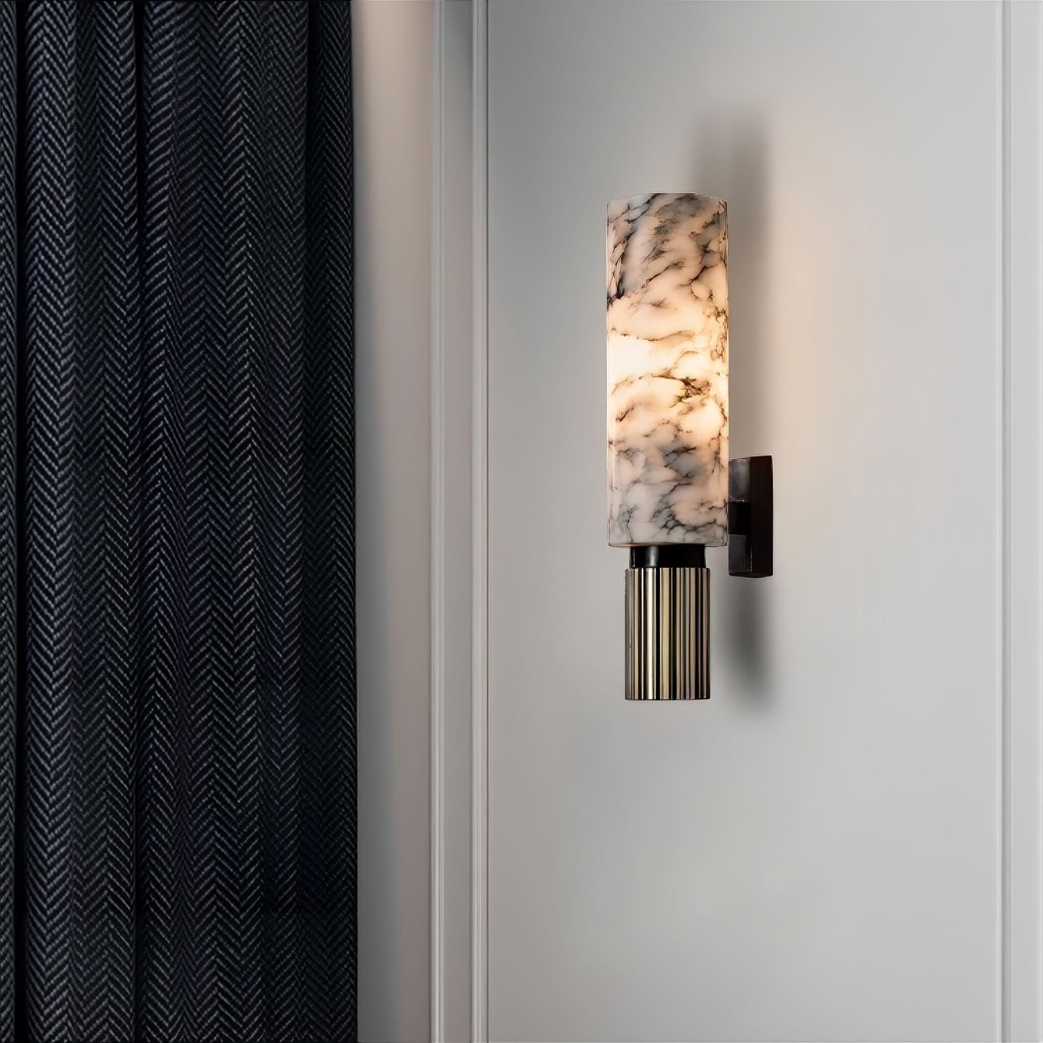 Nikolaj Marble Wall Light 