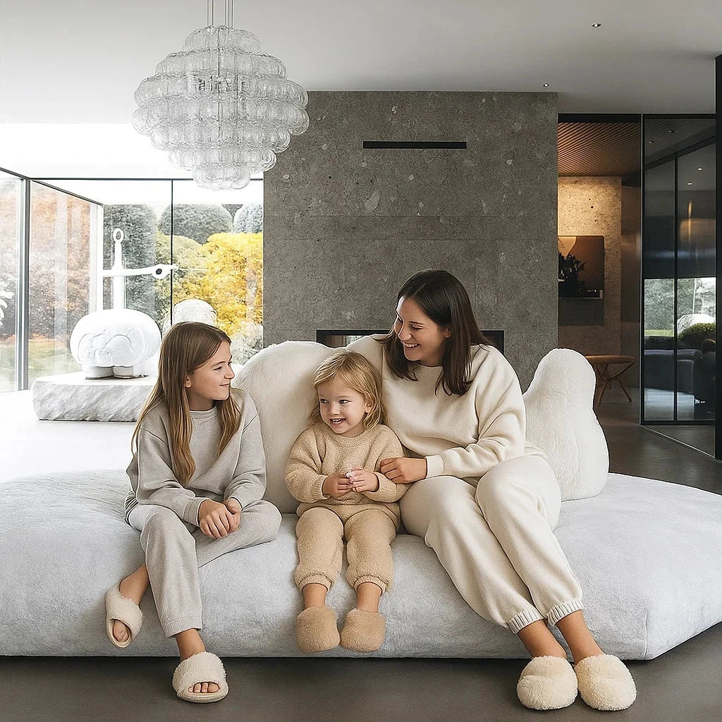 BEAR　ソファ Victoria Queen: Nordic Style Sofa - Stylish & Comfortable