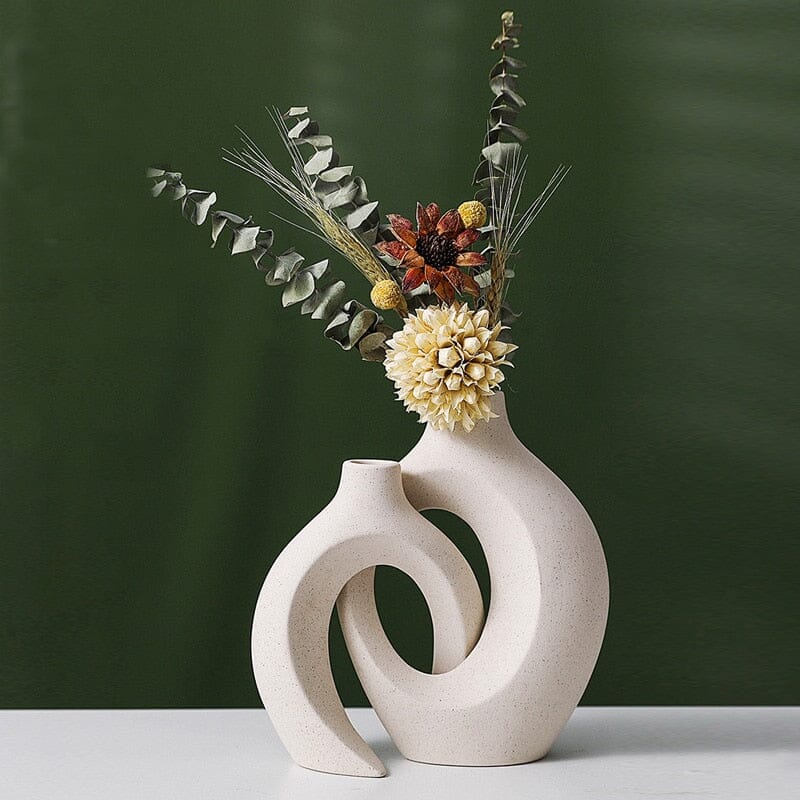 Serene Vase Decor 