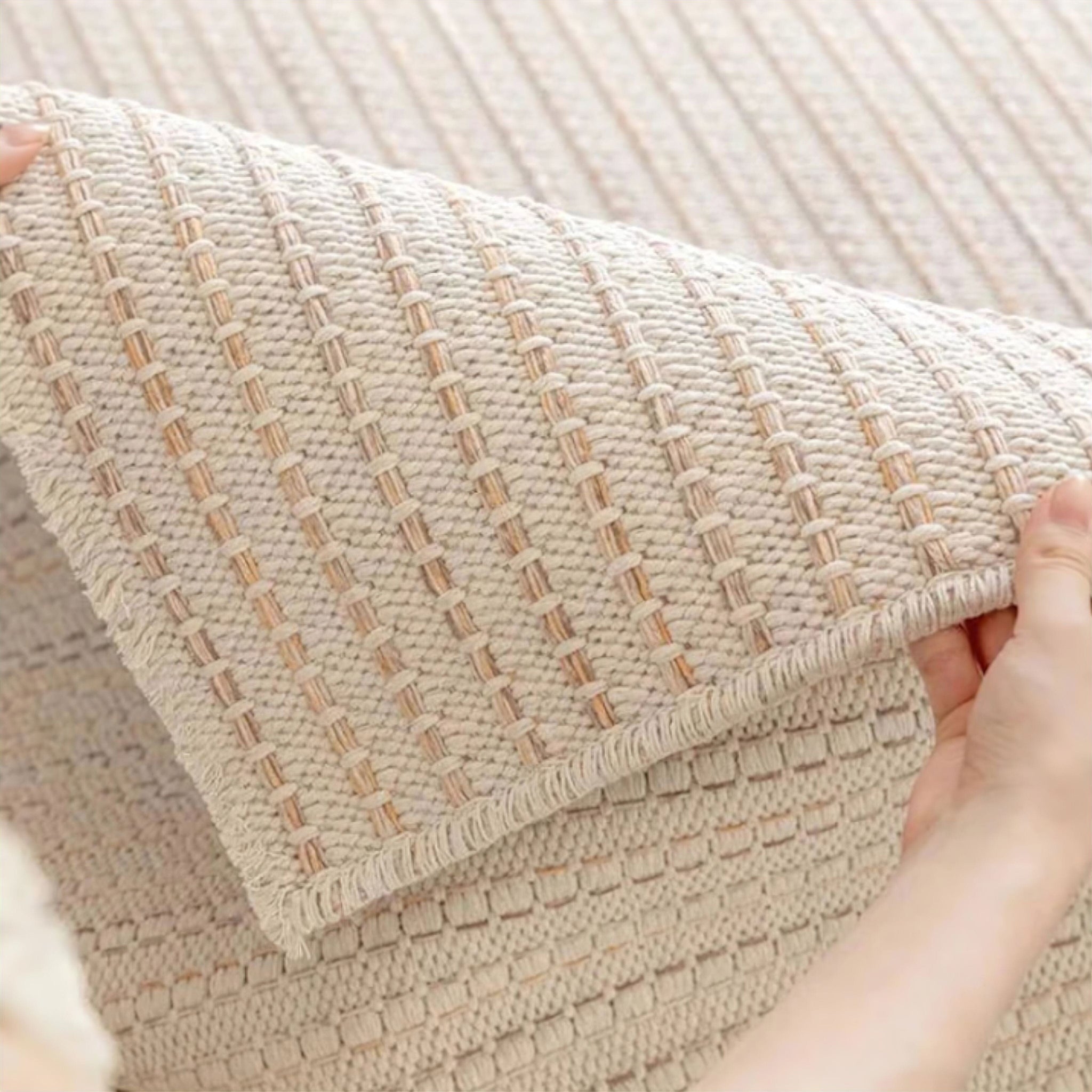 Stephane Cotton Rug | Victoria Queen