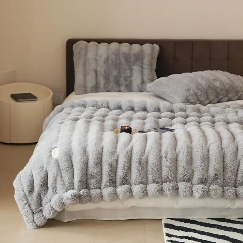 Striped Thick Imitation Fur Winter Warm Blanket High-quality Luxury Double-side Velvet Blanket for Bed Comfortable Sofa Blanket 1 100x150cm (39x59in) 