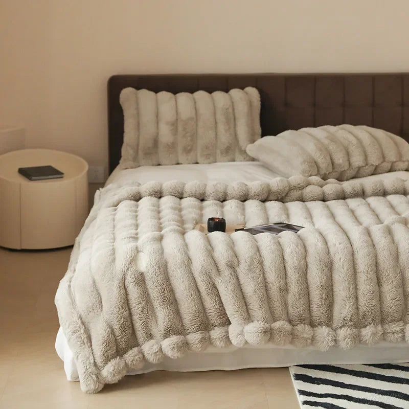 Striped Thick Imitation Fur Winter Warm Blanket High-quality Luxury Double-side Velvet Blanket for Bed Comfortable Sofa Blanket 5 100x150cm (39x59in) 