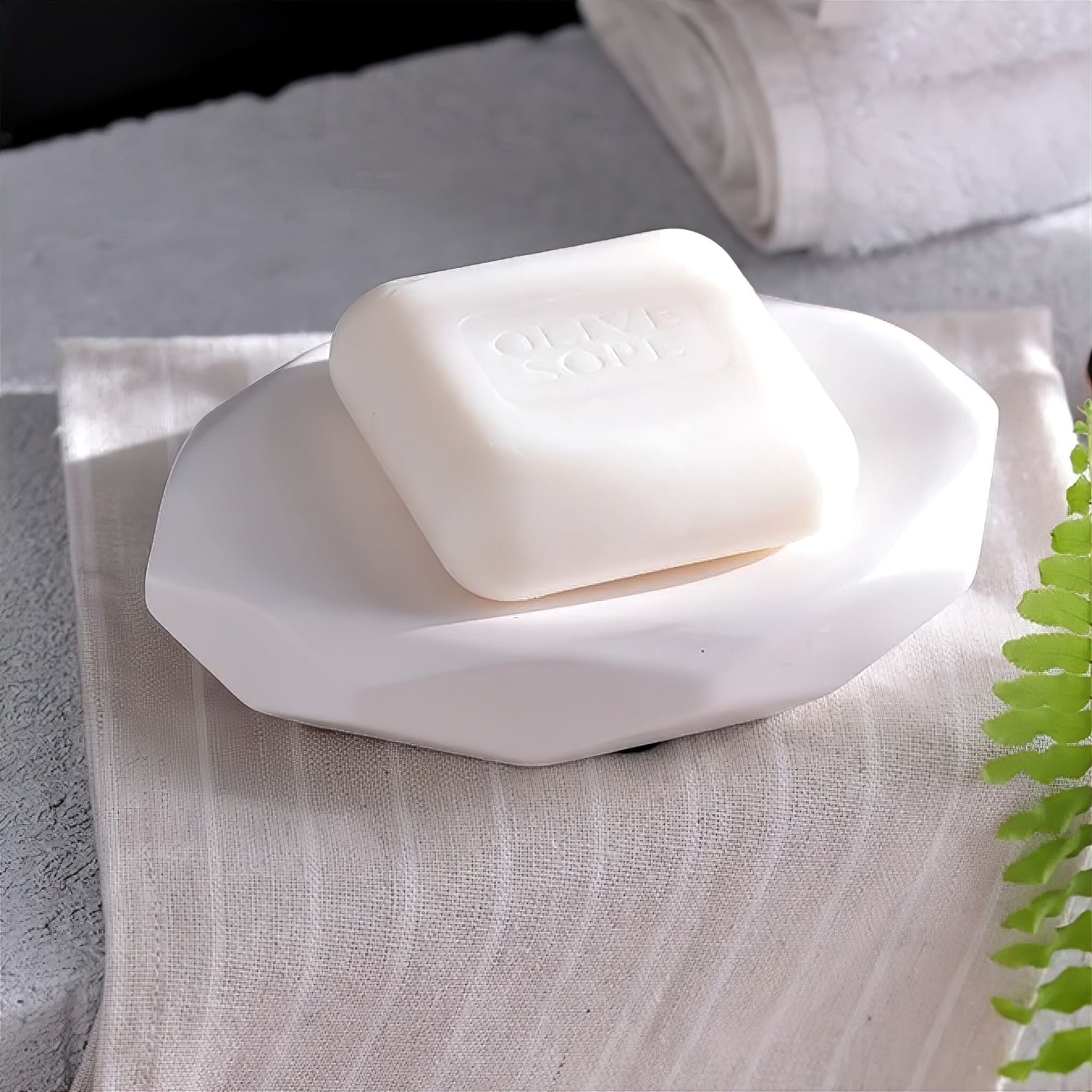 Vittoria Bathroom Accessories Set Decor 